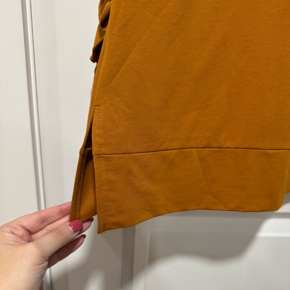 Gigio Women's Mustard Ruffle Sleeve Sweatshirt 03-0100 - Picture 4 of 8